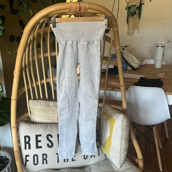 FP Movement leggings. Stone/washed grey, XS/S - Picture 1 of 4